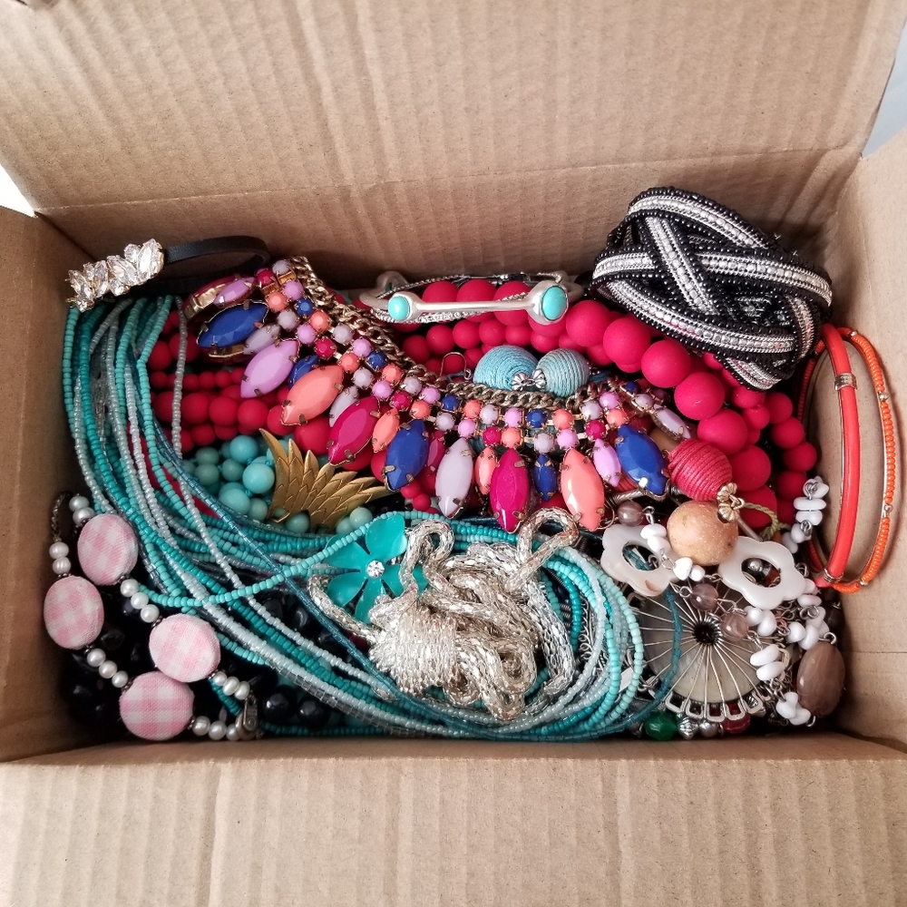 Junk Jewelry Lot 2 lbs Harvest Craft Repair